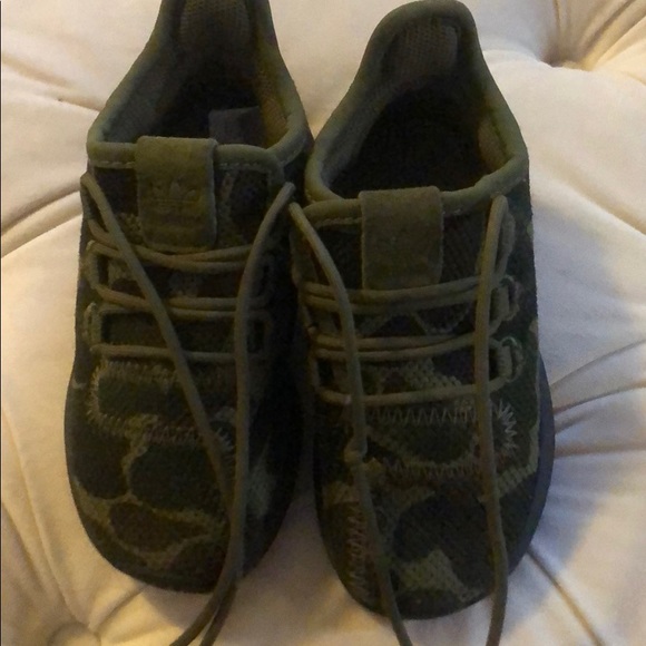 camo adidas shoes youth
